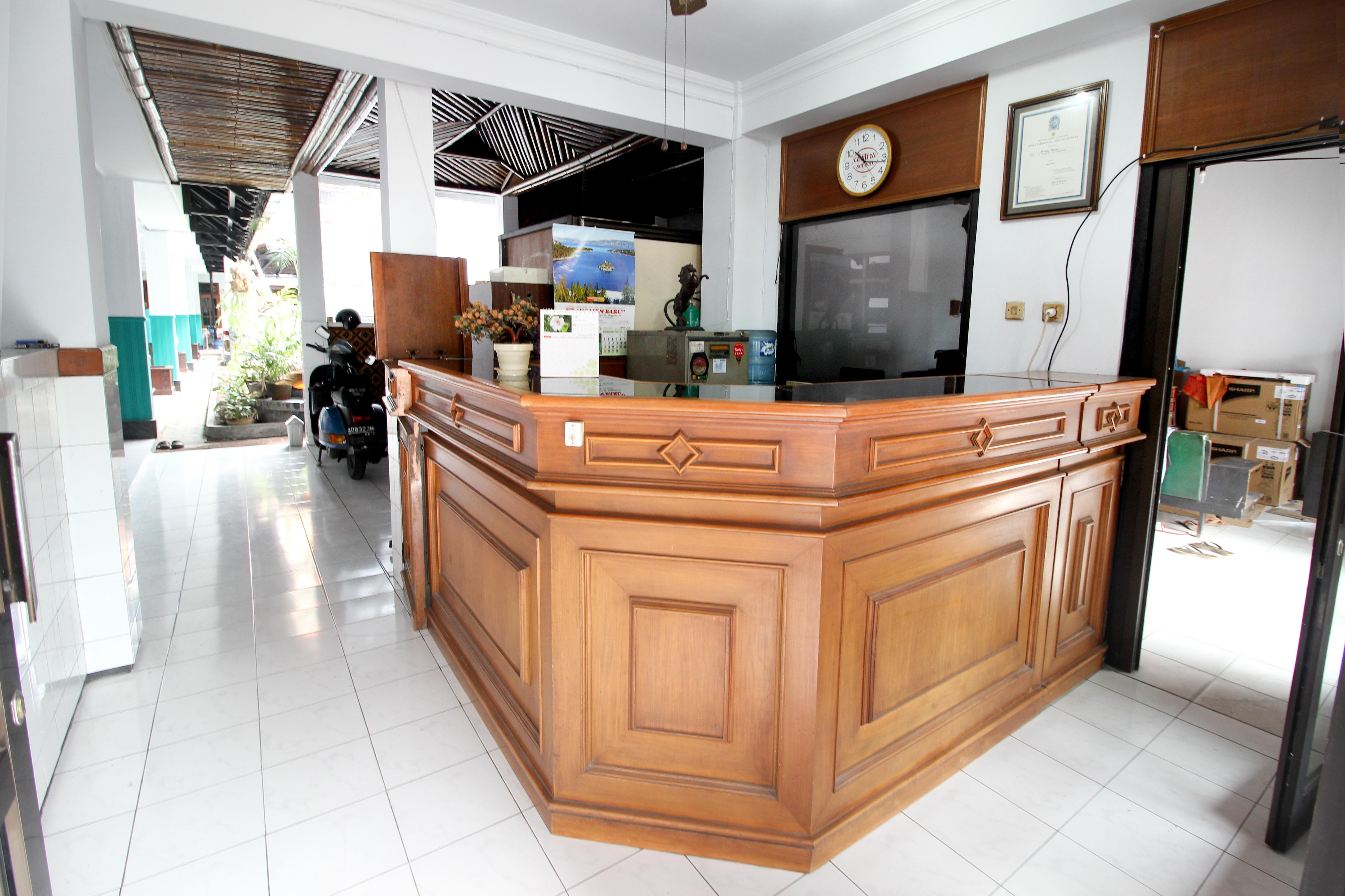 Reddoorz Plus Near Alun Alun Selatan Γιογκιακάρτα Εξωτερικό φωτογραφία